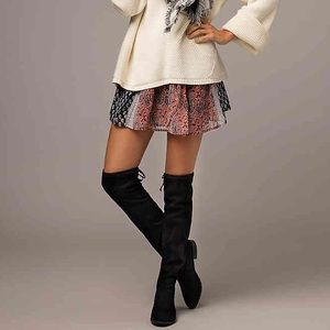 Unisa black over the knee boots🖤